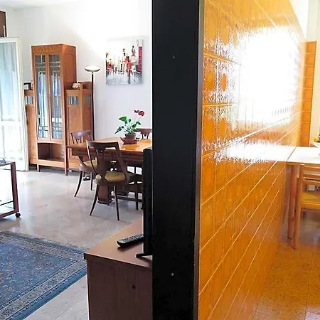 Sveva فندق ستريزا